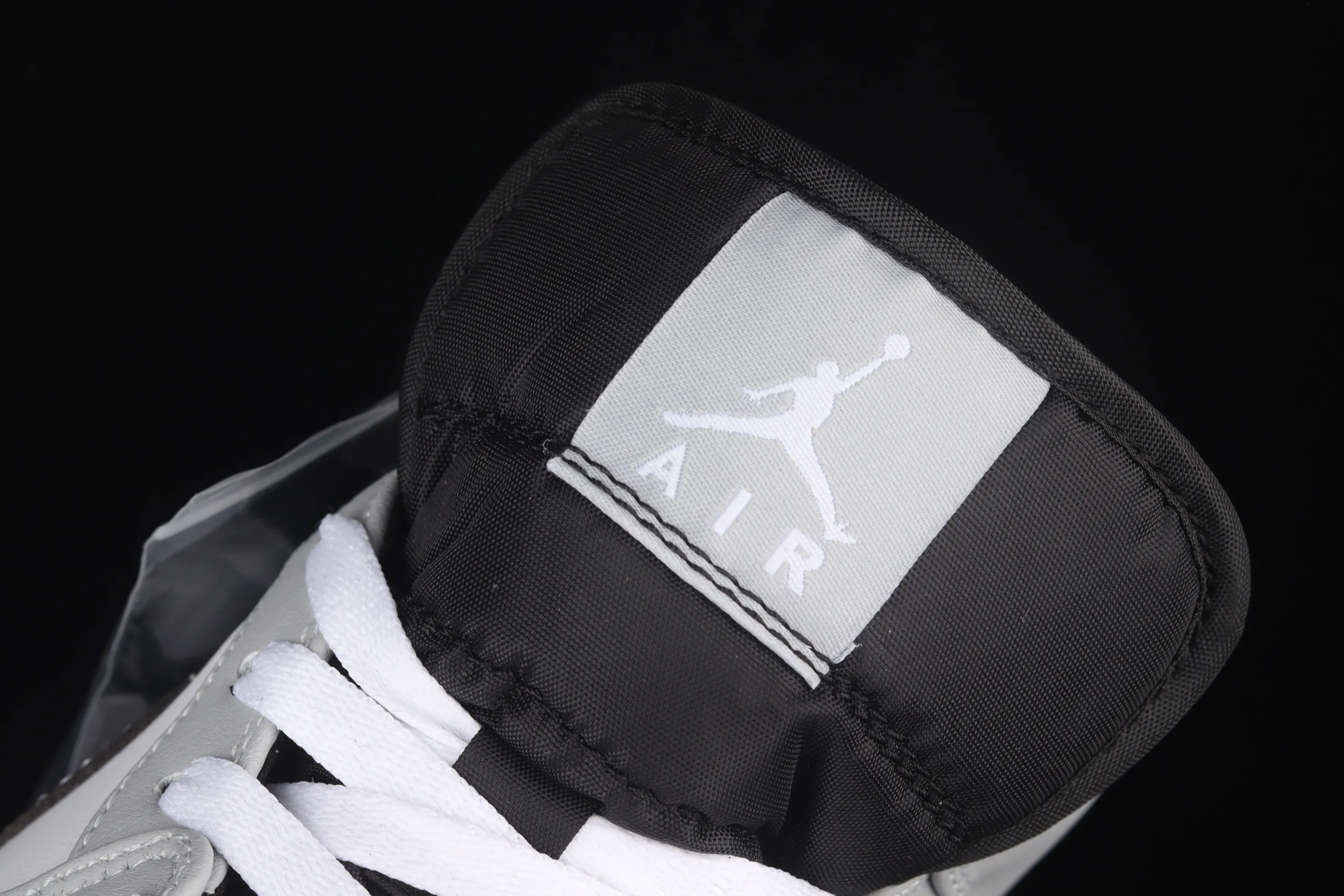 All categories Air Jordan Jordan series basketball shoes Air Jordan 1 Mid Air Jordan 1 Mid AJ1 Joe 1 ice blue gray China casual sneakers 554724-078